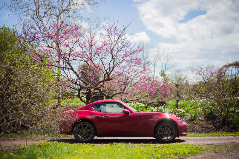 Illustration for article titled The 2017 Mazda Miata RF Still Isn't Practical At All But You Won't Care